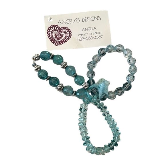 NWT Angelas Designs 3 turquoise colored stretchy bracelets with plastic beads - Picture 1 of 9